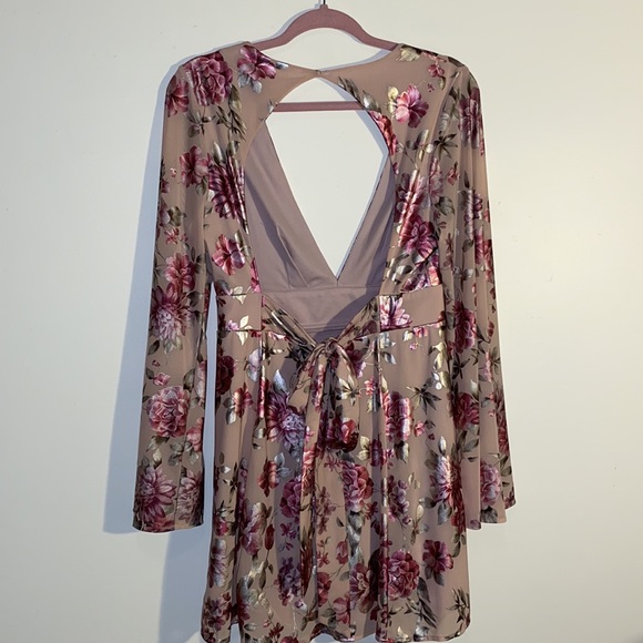 🤩Stunning SMYM Athena Minidress in Petal to the Metal, Like new, size medium - Picture 6 of 7